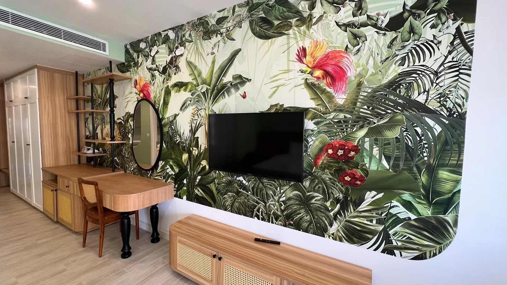 Sunrise Apartment Nha Trang 0*,  Vietnam